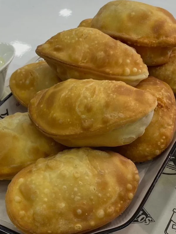 Luncheria-mi-antojito-3